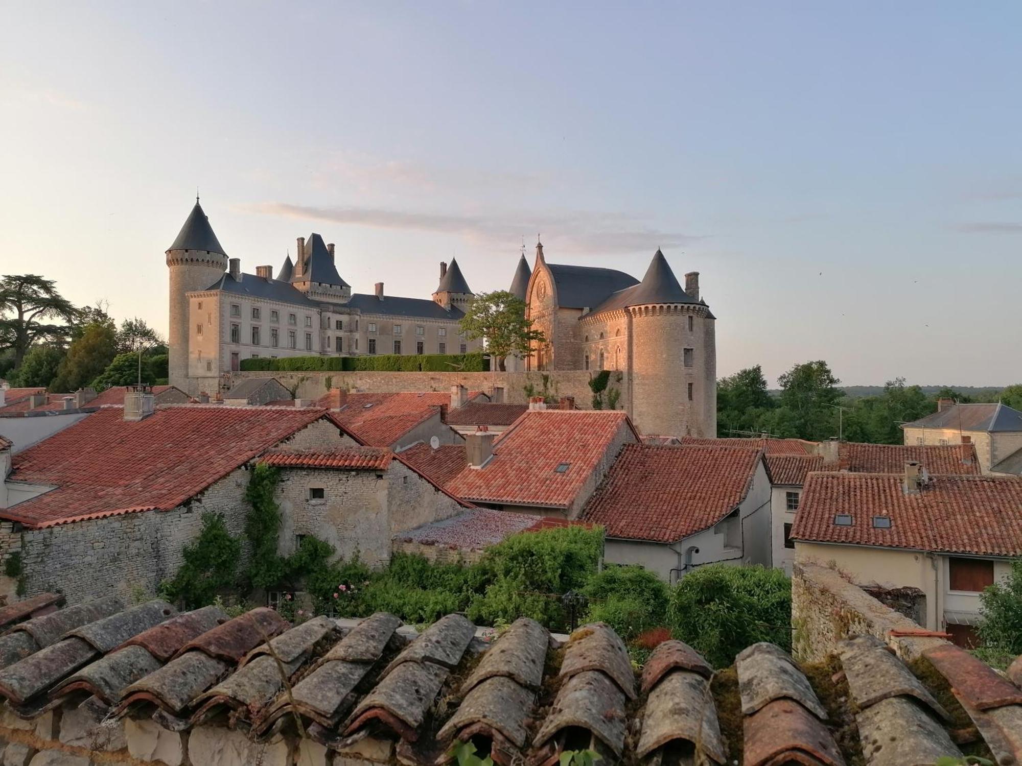 Le Verger Du Paradis Beaulieu-sur-Sonnette Zewnętrze zdjęcie